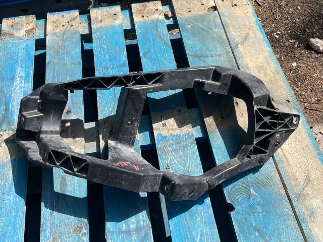 bontott SMART FORFOUR Bal Fényszóró Tartó