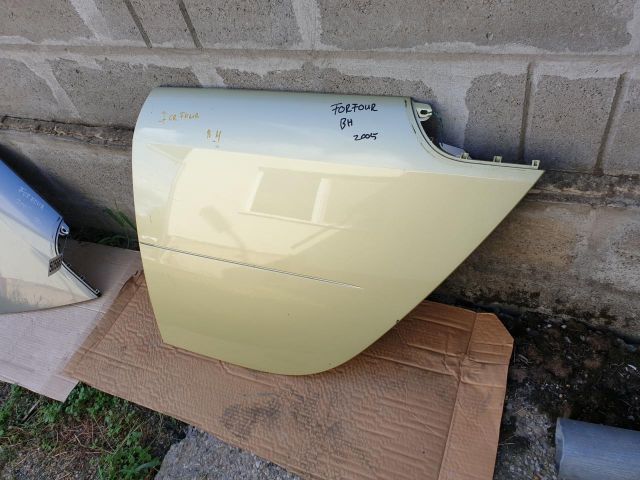 bontott SMART FORFOUR Bal hátsó Ajtó (Részeivel)