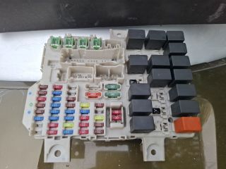 bontott SMART FORFOUR Biztosítéktábla Utastér