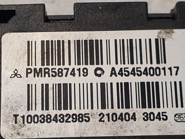 bontott SMART FORFOUR Első Középső Ütközés Érzékelő (Homlokfalon)