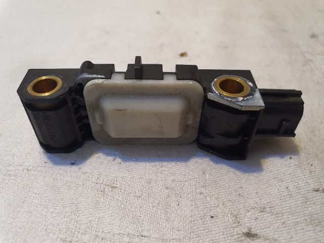 bontott SMART FORFOUR Első Középső Ütközés Érzékelő (Homlokfalon)