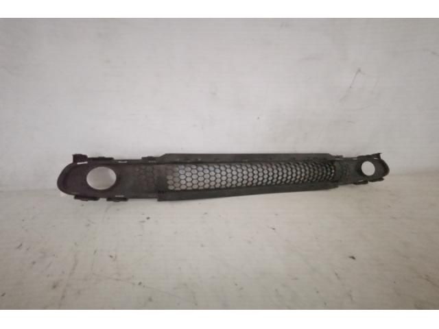 bontott SMART FORFOUR Első Lökhárító Alsó Középső Díszrács