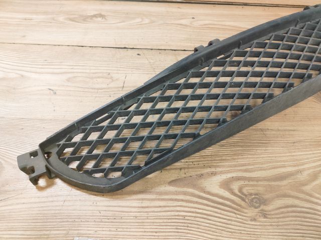 bontott SMART FORFOUR Első Lökhárító Alsó Középső Díszrács