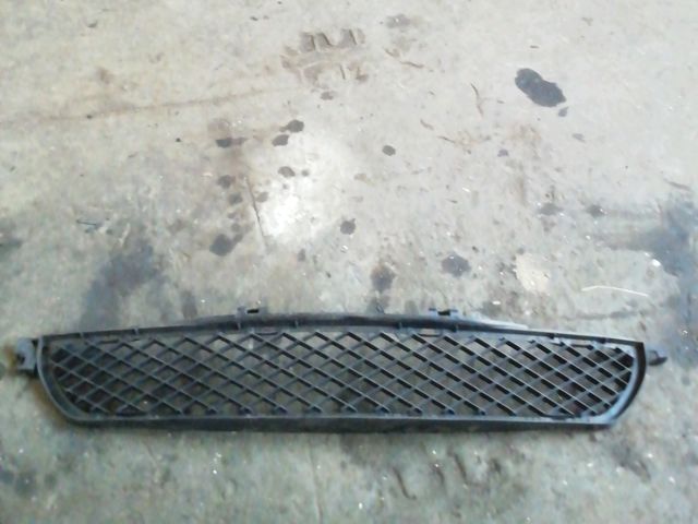 bontott SMART FORFOUR Első Lökhárító Alsó Középső Díszrács