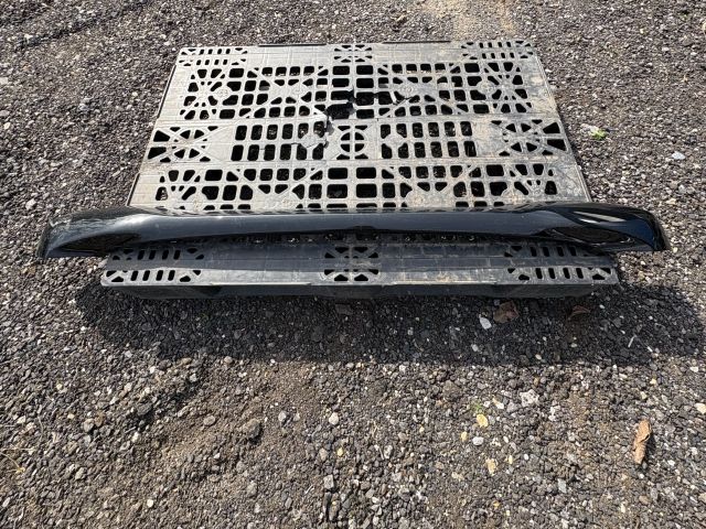 bontott SMART FORFOUR Első Lökhárító Alsó (Műanyag)