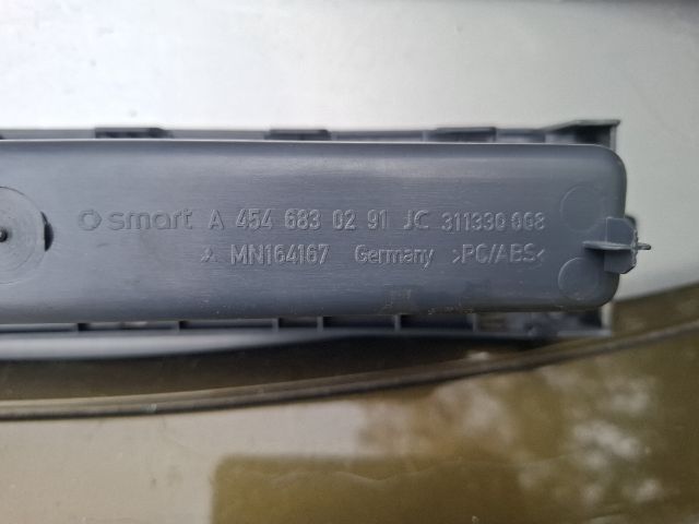 bontott SMART FORFOUR Első Tároló Rekesz