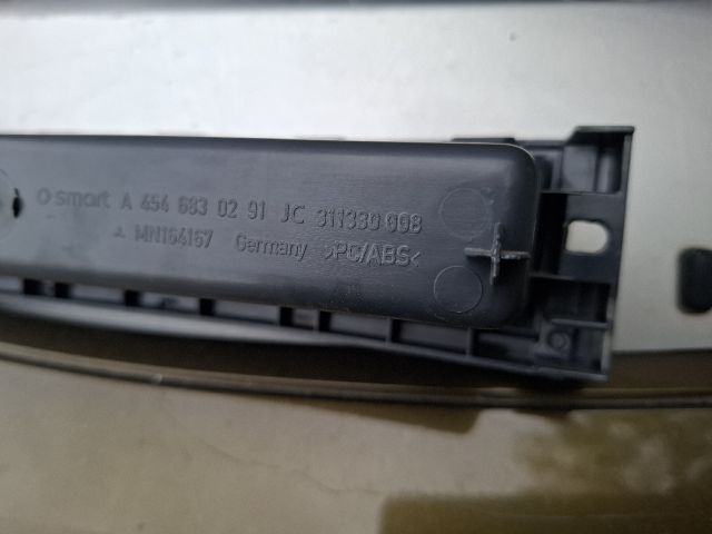 bontott SMART FORFOUR Első Tároló Rekesz