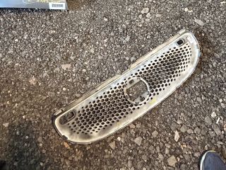 bontott SMART FORFOUR Hűtőrács