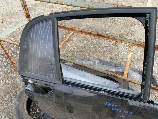 bontott SMART FORFOUR Jobb hátsó Ajtó (Üres lemez)