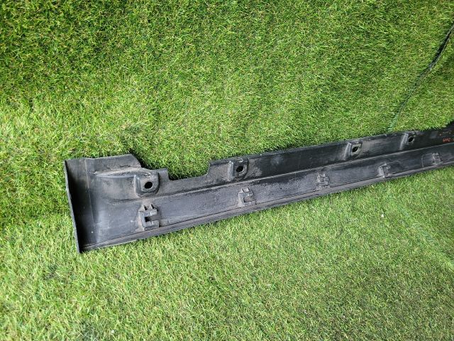 bontott SMART FORFOUR Jobb Küszöb Légterelő