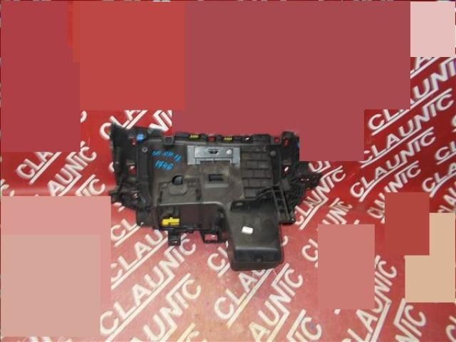 bontott SMART FORFOUR Kesztyűtartó