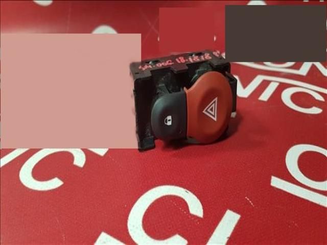 bontott SMART FORFOUR Vészvillogó Kapcsoló