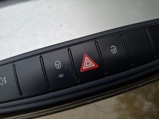 bontott SMART FORFOUR Vészvillogó Kapcsoló