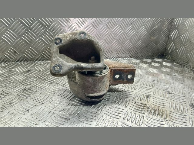 bontott SMART FORTWO Motor Tartó Bak Bal