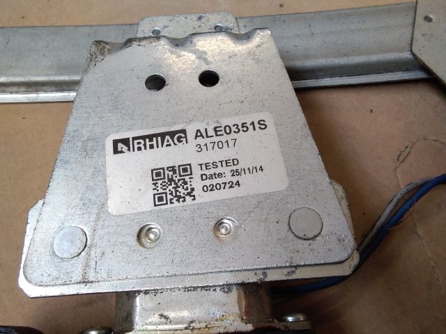 bontott SMART FORTWO Bal első Ablakemelő Szerkezet (Elektromos)