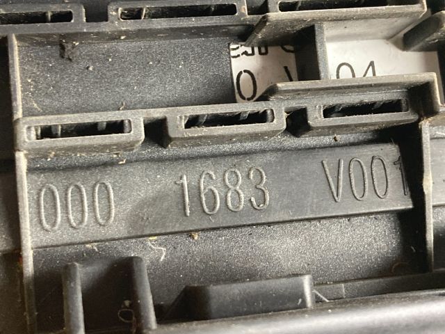 bontott SMART FORTWO Biztosítéktábla Doboz