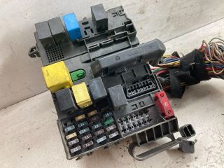 bontott SMART FORTWO Biztosítéktábla Doboz