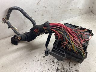 bontott SMART FORTWO Biztosítéktábla Doboz