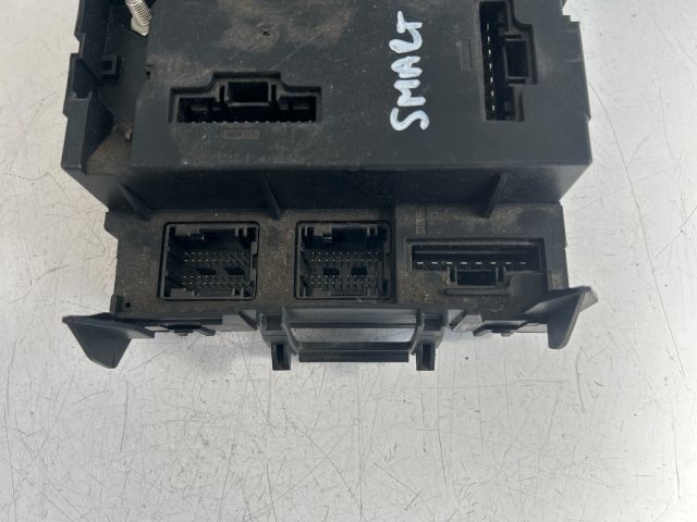 bontott SMART FORTWO Biztosítéktábla Utastér