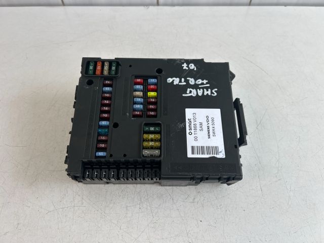 bontott SMART FORTWO Biztosítéktábla Utastér