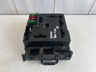 bontott SMART FORTWO Biztosítéktábla Utastér