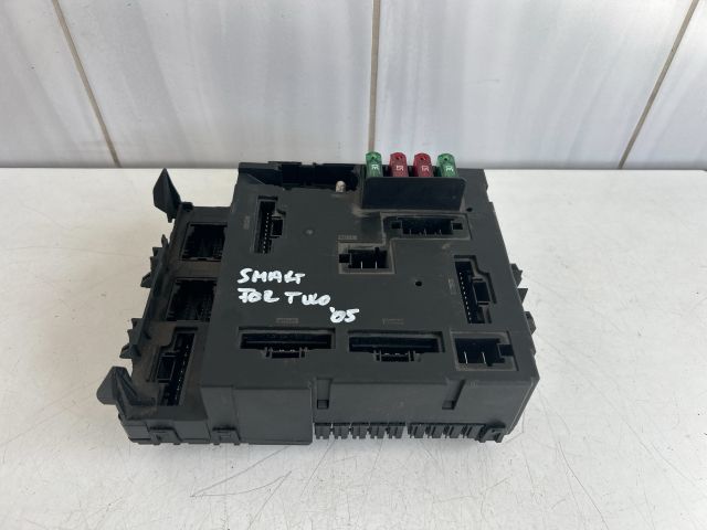 bontott SMART FORTWO Biztosítéktábla Utastér