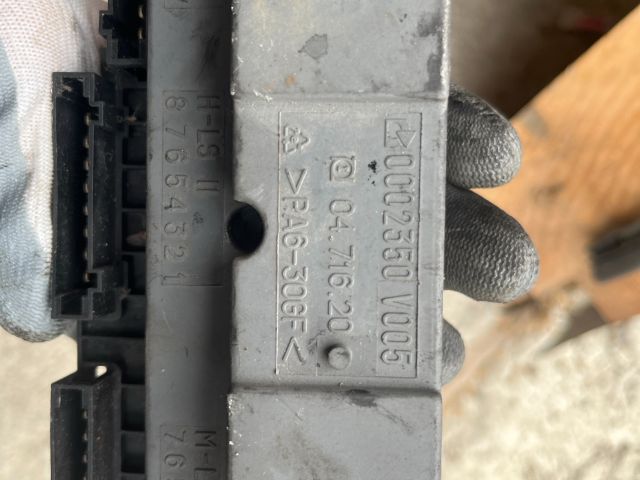 bontott SMART FORTWO Biztosítéktábla Utastér