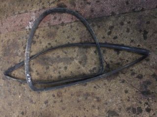 bontott SMART FORTWO Csomagtérajtó Gumikéder