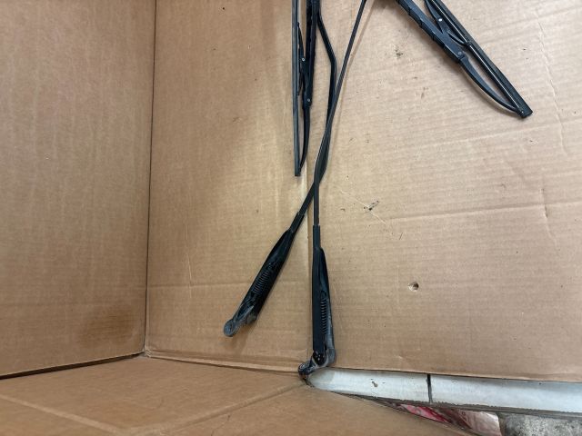 bontott SMART FORTWO Első Ablaktörlő Kar