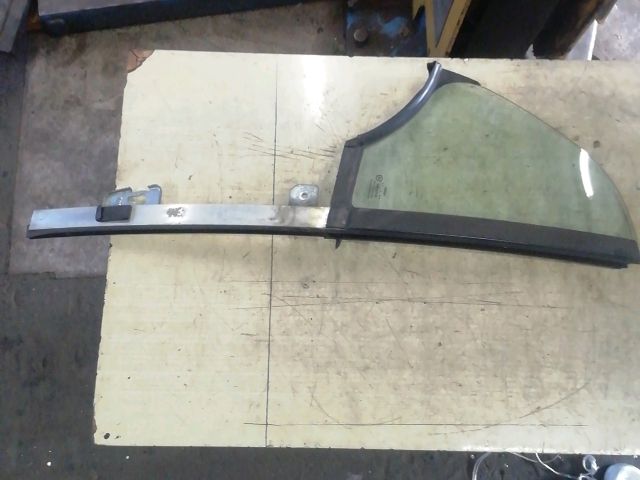 bontott SMART FORTWO Jobb első Fixüveg (Ajtóban)