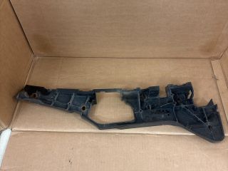 bontott SMART FORTWO Jobb első Lökhárító Tartó (Műanyag)