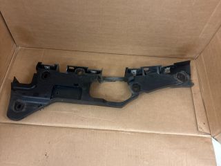 bontott SMART FORTWO Jobb első Lökhárító Tartó (Műanyag)