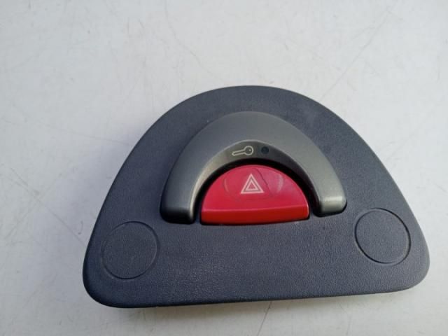 bontott SMART FORTWO Vészvillogó Kapcsoló