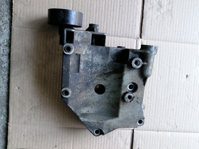 bontott SSANGYONG ACTYON Generátor Tartó Bak