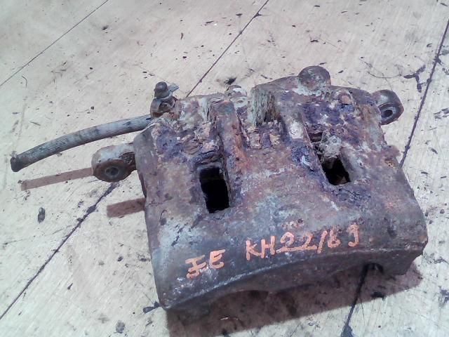 bontott SSANGYONG ACTYON Jobb első Féknyereg Munkahengerrel