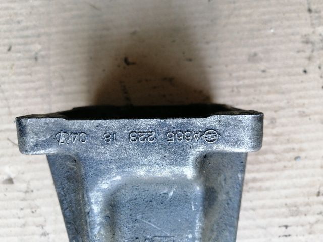 bontott SSANGYONG ACTYON Motor Tartó Bak Bal