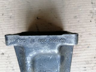 bontott SSANGYONG ACTYON Motor Tartó Bak Bal