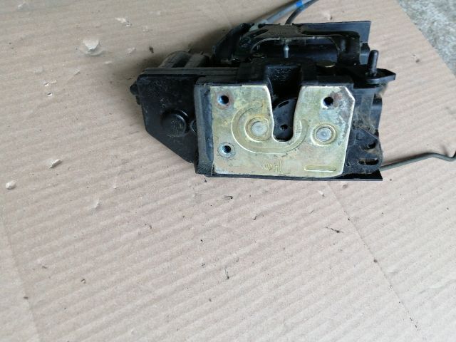 bontott SSANGYONG ACTYON Bal hátsó Ajtózár