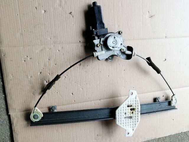 bontott SSANGYONG ACTYON Jobb hátsó Ablakemelő Szerkezet (Elektromos)