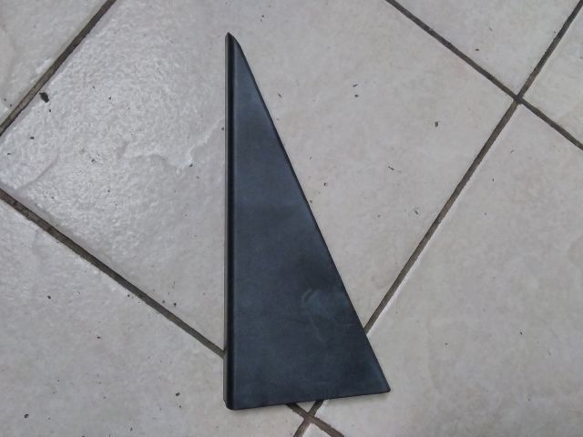 bontott SSANGYONG ACTYON Jobb hátsó Ajtókeret Burkolat