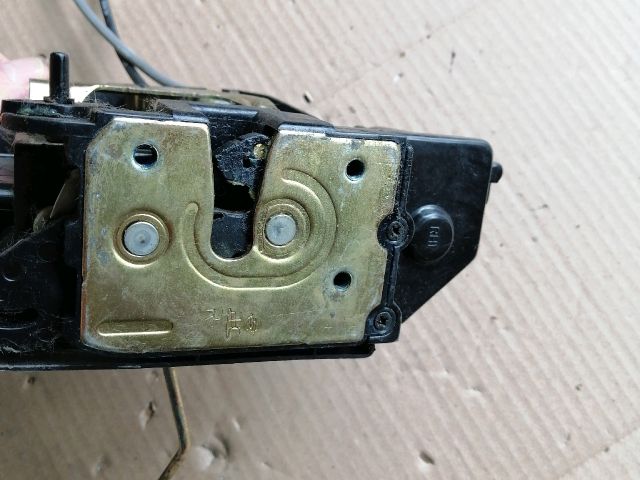 bontott SSANGYONG ACTYON Jobb hátsó Ajtózár