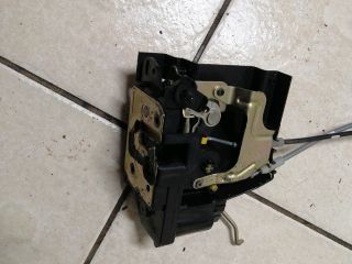 bontott SSANGYONG ACTYON Jobb hátsó Ajtózár