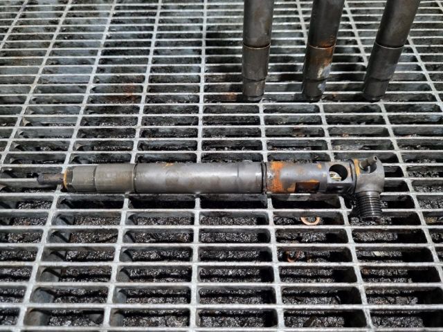 bontott SSANGYONG KORANDO Porlasztó (1 db)