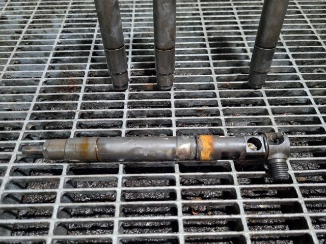 bontott SSANGYONG KORANDO Porlasztó (1 db)