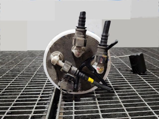 bontott SSANGYONG KORANDO Üzemanyag Szivattyú