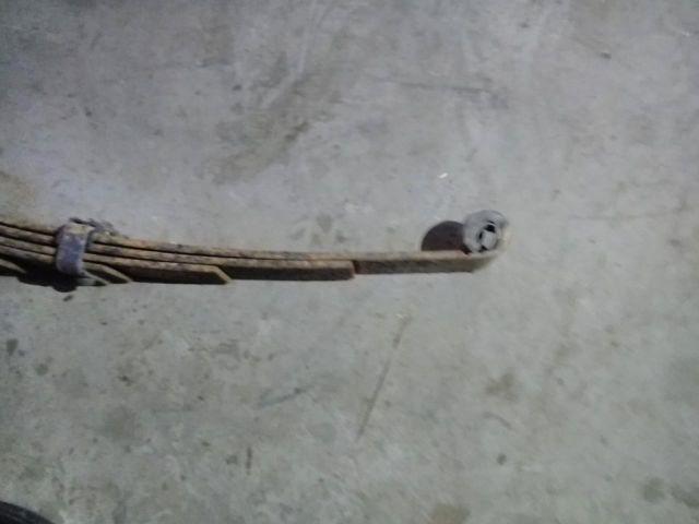 bontott SSANGYONG KORANDO Hátsó Rugó