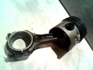 bontott SSANGYONG KORANDO Dugattyú és Hajtókar