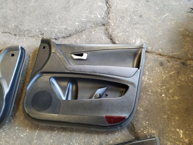 bontott SSANGYONG KORANDO Ajtó Kárpit Szett