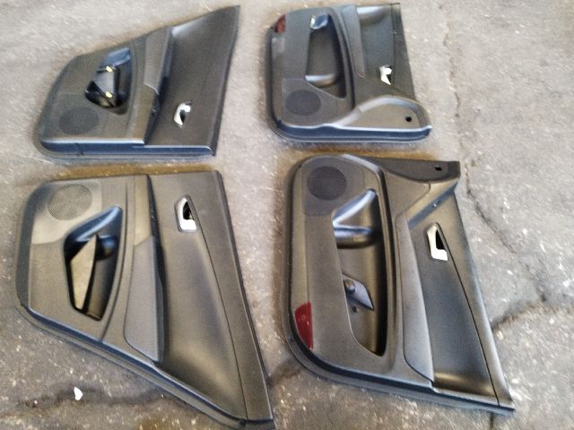 bontott SSANGYONG KORANDO Ajtó Kárpit Szett