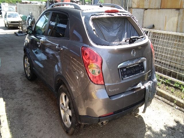 bontott SSANGYONG KORANDO Bal első Ajtó (Üres lemez)